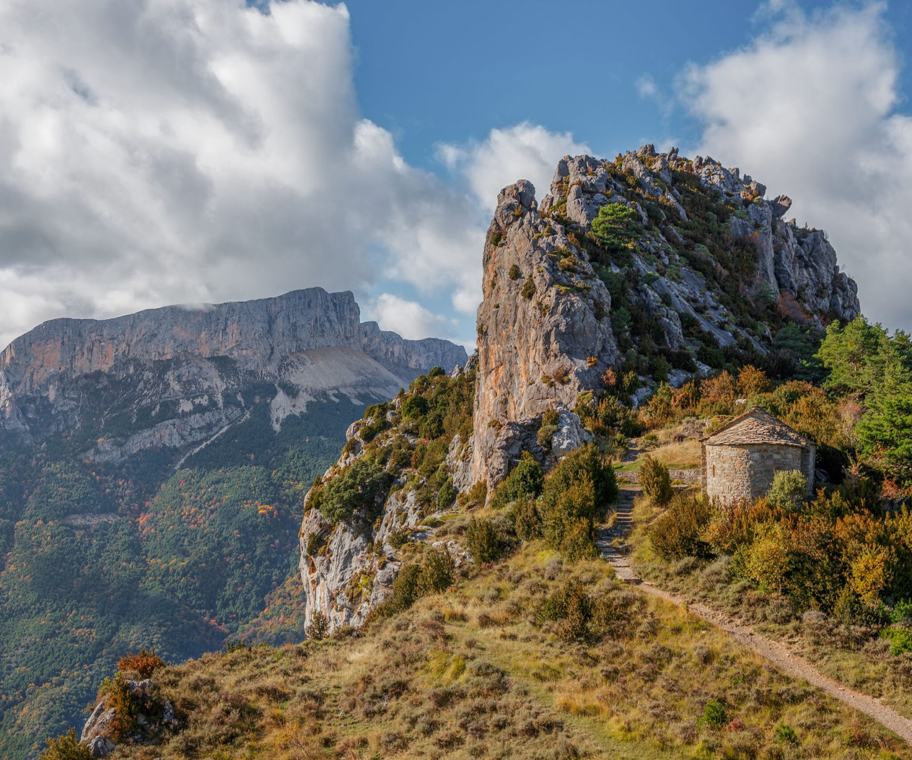 Ruta de las Ermitas de Tella
